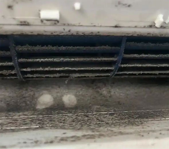 昌黎空调吹的风有股烧焦味是怎么回事